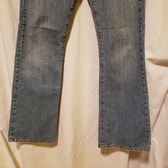 HOST PICK 😊 VTG Lucky Brand Woman's Boot Cut Blue Jeans - Picture 6 of 7